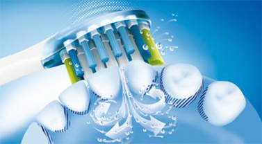 Efektivní čištění Philips Sonicare Flexcare Platinum - sonická technologie