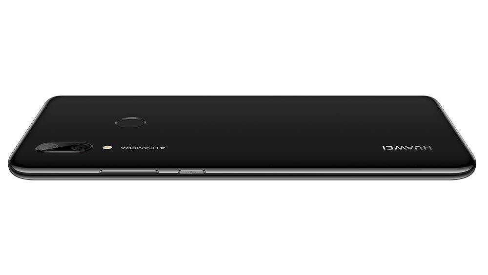 Zadní strana HUAWEI P smart (2019)