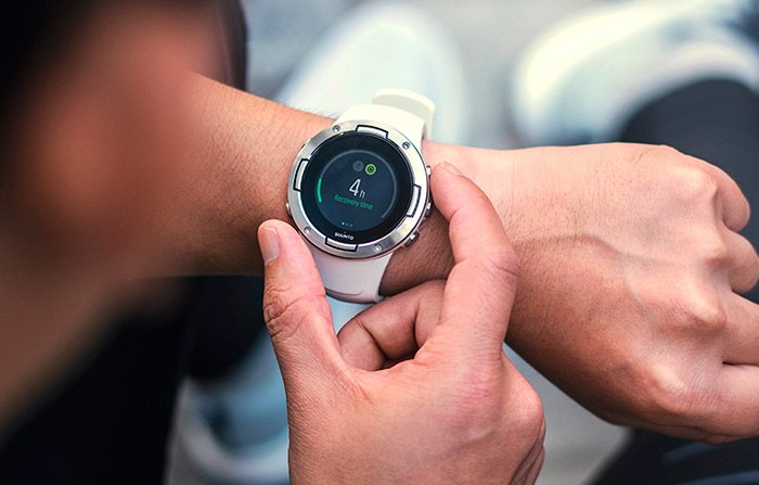 suunto 5 black white