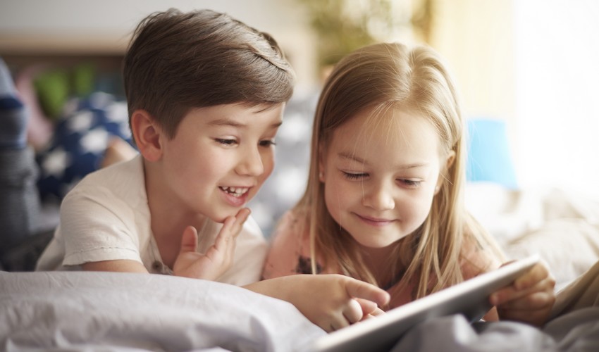 Tablets sind für kleine Kinder besser geeignet als Smartphones Kindertablet